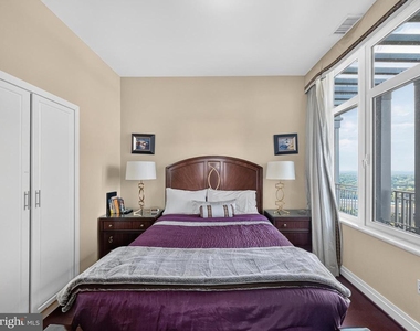 8220 Crestwood Heights Drive - Photo Thumbnail 28