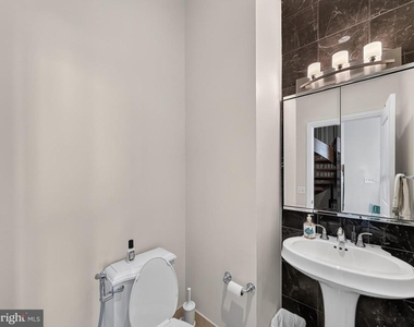 8220 Crestwood Heights Drive - Photo Thumbnail 37