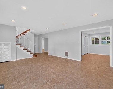8020 Agin Court - Photo Thumbnail 9
