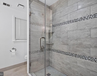 8020 Agin Court - Photo Thumbnail 11