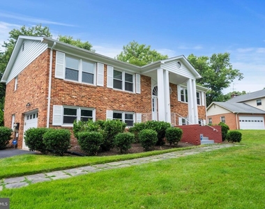 8020 Agin Court - Photo Thumbnail 2