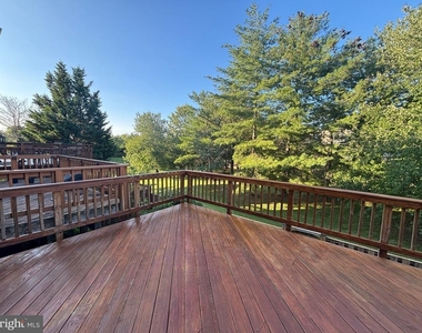 13874 Coleman Court - Photo Thumbnail 11
