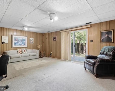 8350 Glastonbury Court - Photo Thumbnail 26