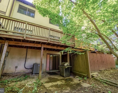 2455 Pyrenees Court - Photo Thumbnail 33