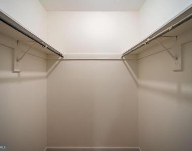 2455 Pyrenees Court - Photo Thumbnail 15