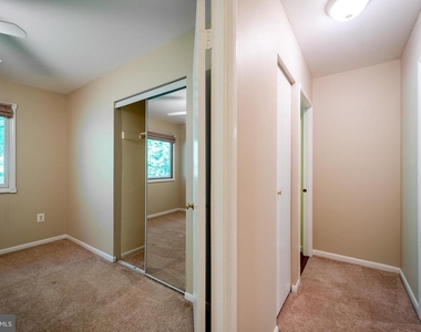 2455 Pyrenees Court - Photo Thumbnail 17