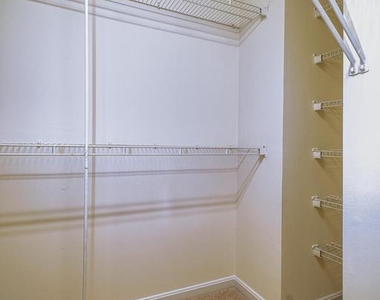 5924 Terrapin Place - Photo Thumbnail 23