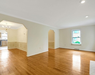 7975 Yancey Drive - Photo Thumbnail 6