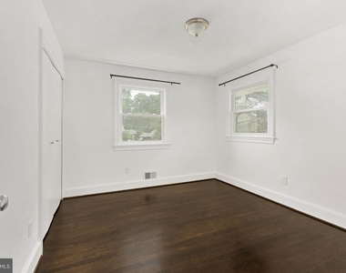 6901 Murray Lane - Photo Thumbnail 26