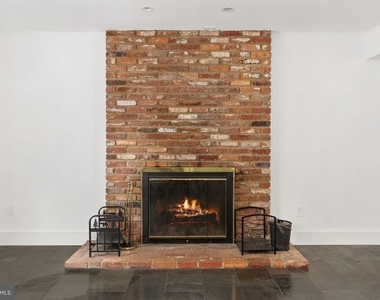 6901 Murray Lane - Photo Thumbnail 14