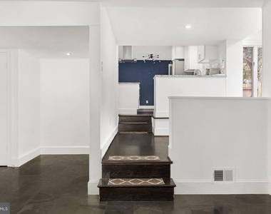 6901 Murray Lane - Photo Thumbnail 13