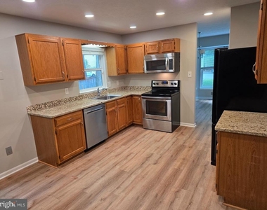 12000 Rosiers Branch Drive - Photo Thumbnail 12