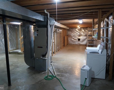 12000 Rosiers Branch Drive - Photo Thumbnail 15