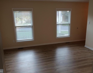 12000 Rosiers Branch Drive - Photo Thumbnail 6