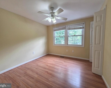 13106 Melville Lane - Photo Thumbnail 18