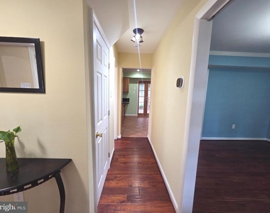 13106 Melville Lane - Photo Thumbnail 6