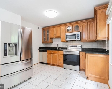 7746 Brandeis Way - Photo Thumbnail 20