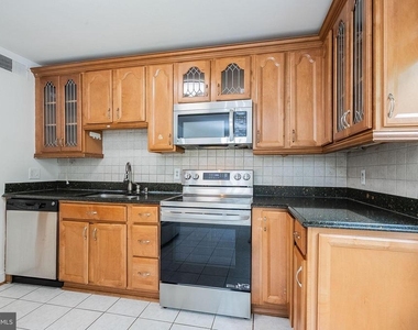 7746 Brandeis Way - Photo Thumbnail 22