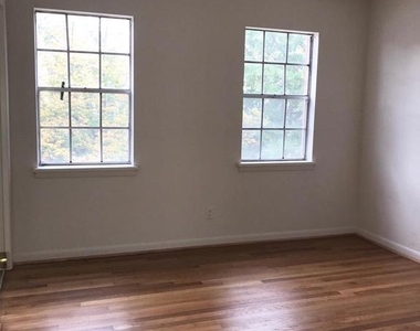 1101 Prince Edward Street - Photo Thumbnail 3