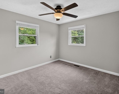 23 Underwood Place - Photo Thumbnail 9