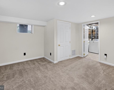 23 Underwood Place - Photo Thumbnail 12