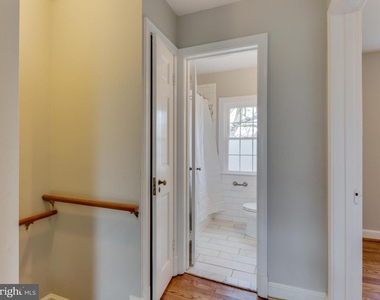 1045 N Monroe Street - Photo Thumbnail 30