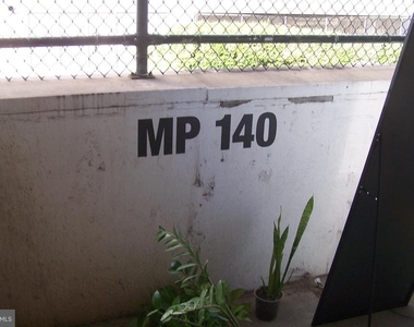 1121 Arlington Blvd. - Photo Thumbnail 7