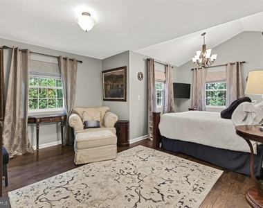 1800 N Quantico Street - Photo Thumbnail 16