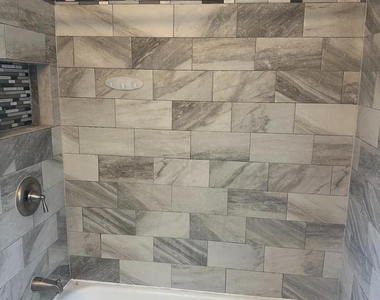 1045 N Nelson Street - Photo Thumbnail 8