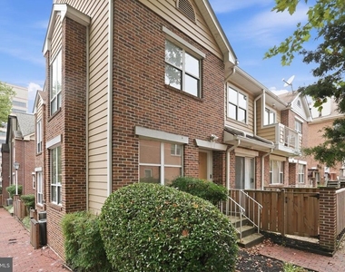1113 N Vernon Street - Photo Thumbnail 1
