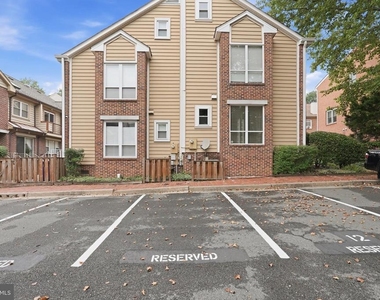 1113 N Vernon Street - Photo Thumbnail 25