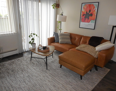 2317 Packard Street - Photo Thumbnail 1