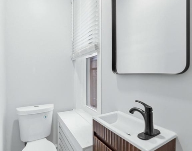 2009 E Birch Street - Photo Thumbnail 13