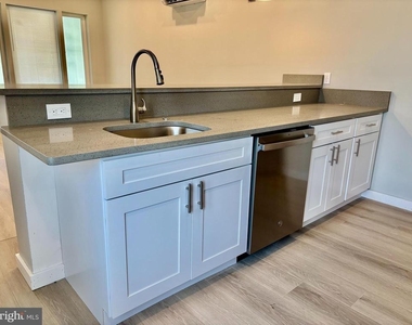 5356 Cedar Avenue - Photo Thumbnail 1
