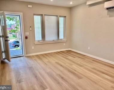 5356 Cedar Avenue - Photo Thumbnail 3