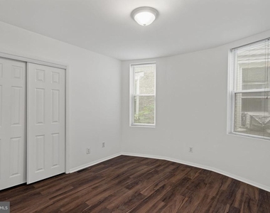 4617 Locust Street - Photo Thumbnail 12