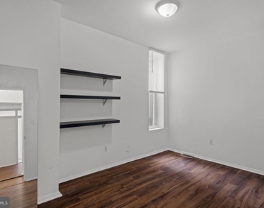 4617 Locust Street - Photo Thumbnail 2