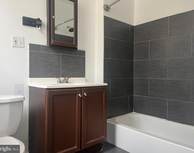 6124 N Broad Street - Photo Thumbnail 7