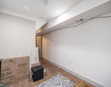 1770 Waterloo Street - Photo Thumbnail 7