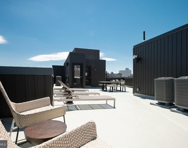 1534 Ridge Avenue - Photo Thumbnail 14