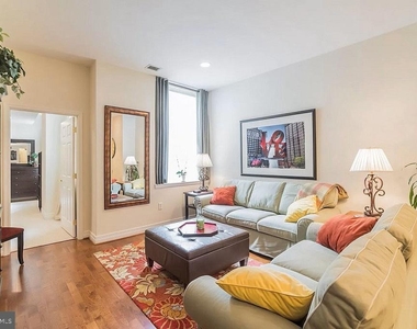 1600 Arch Street - Photo Thumbnail 2