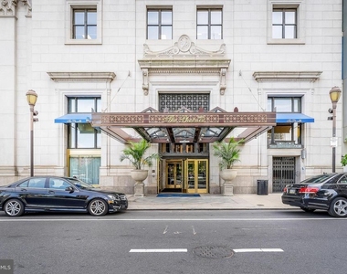 1600 Arch Street - Photo Thumbnail 24