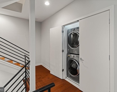 765 S 15th Street - Photo Thumbnail 24