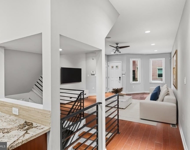 765 S 15th Street - Photo Thumbnail 15