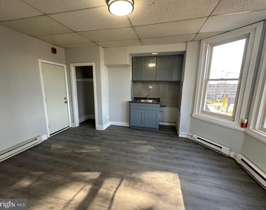 1521 Wakeling Street - Photo Thumbnail 4