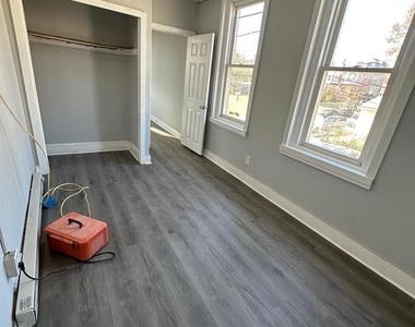 1521 Wakeling Street - Photo Thumbnail 6