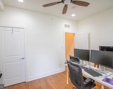 1441 S Bouvier Street - Photo Thumbnail 9