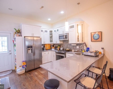 1441 S Bouvier Street - Photo Thumbnail 4