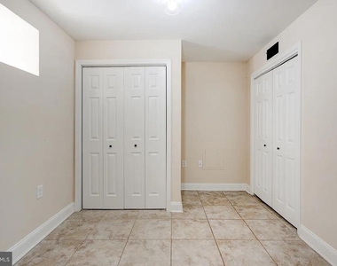 1315 N 19th Street - Photo Thumbnail 15