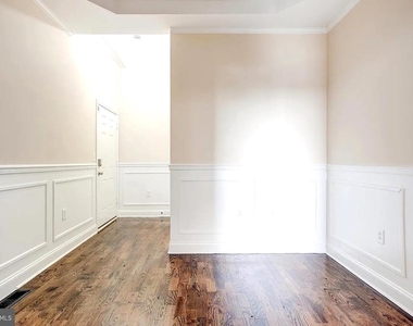 1315 N 19th Street - Photo Thumbnail 3
